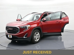 Used 2018  GMC Terrain 4d SUV FWD SLE 1&period;5L Turbo at Landmark Auto Credit Center near springfield&comma; IL