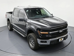 Used 2025  Ford F-150 XLT 4WD SuperCrew 5&period;5' Box at Landmark Auto Credit Center near springfield&comma; IL