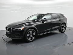 Used 2024  Volvo V60 Cross Country B5 AWD Plus at Landmark Auto Credit Center near springfield&comma; IL
