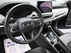 Used 2022  Jeep Compass Latitude 4x4 at Landmark Auto Credit Center near springfield&comma; IL