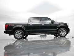 Used 2018  Ford F-150 4WD SuperCrew Platinum 5 1&sol;2 at Landmark Auto Credit Center near springfield&comma; IL