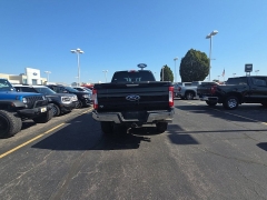 Used 2018  Ford Super Duty F-250 SRW 4WD Crew Cab Box at Landmark Auto Credit Center near springfield&comma; IL