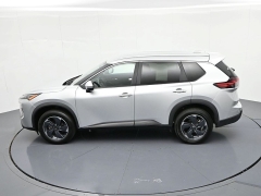 Used 2024  Nissan Rogue FWD SV at Landmark Auto Credit Center near springfield&comma; IL