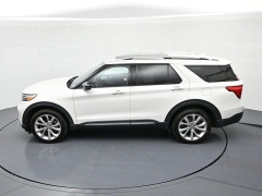 Used 2023  Ford Explorer Platinum 4WD at Landmark Auto Credit Center near springfield&comma; IL