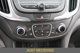 Used 2018  Chevrolet Equinox 4d SUV FWD LT w&sol;1LT at Landmark Auto Credit Center near springfield&comma; IL