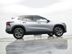 Used 2025  Chevrolet Trax FWD 4dr LT at Landmark Auto Credit Center near springfield&comma; IL