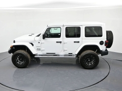 Used 2020  Jeep Wrangler Unlimited Sahara 4x4 at Landmark Auto Credit Center near springfield&comma; IL