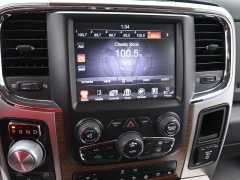 Used 2016  Ram 1500 4WD Crew Cab Laramie at Landmark Auto Credit Center near springfield&comma; IL