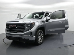 Used 2025  GMC Sierra 1500 4WD Crew Cab 147" SLT at Landmark Auto Credit Center near springfield&comma; IL