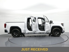 Used 2025  GMC Sierra 1500 4WD Crew Cab 147" SLT at Landmark Auto Credit Center near springfield&comma; IL