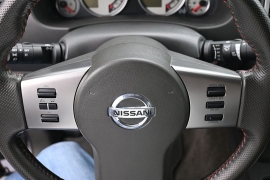 Used 2011  Nissan Frontier 4WD Crew Cab SWB Auto PRO-4X at Landmark Auto Credit Center near springfield&comma; IL