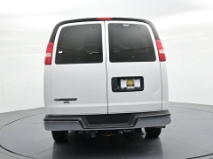 Used 2018  Chevrolet Express Wagon 3500 Wagon LT at Landmark Auto Credit Center near springfield&comma; IL
