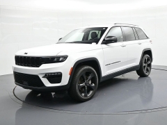 Used 2023  Jeep Grand Cherokee Limited 4x4 at Landmark Auto Credit Center near springfield&comma; IL