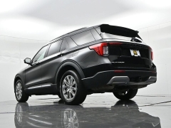 Used 2026  Ford Explorer Platinum 4WD at Landmark Auto Credit Center near springfield&comma; IL