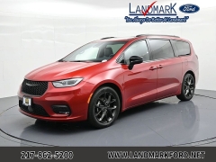  2025 Chrysler Pacifica Limited FWD at Landmark Auto Credit Center near springfield&comma; IL