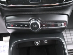 Used 2020  Volvo XC40 4d SUV FWD T4 R-Design at Landmark Auto Credit Center near springfield&comma; IL