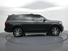 Used 2024  Ford Expedition Limited 4x4 at Landmark Auto Credit Center near springfield&comma; IL