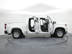 Used 2025  Chevrolet Silverado 1500 4WD Crew Cab 147" LT w&sol;1LT at Landmark Auto Credit Center near springfield&comma; IL