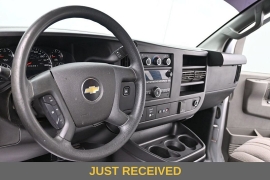 Used 2018  Chevrolet Express Wagon 3500 Wagon LT at Landmark Auto Credit Center near springfield&comma; IL