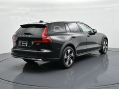 Used 2024  Volvo V60 Cross Country B5 AWD Plus at Landmark Auto Credit Center near springfield&comma; IL