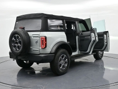 Used 2022  Ford Bronco Big Bend 4 Door 4x4 at Landmark Auto Credit Center near springfield&comma; IL