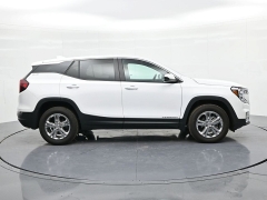 Used 2024  GMC Terrain AWD 4dr SLE at Landmark Auto Credit Center near springfield&comma; IL