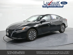  2025 Nissan Altima SV AWD at Landmark Auto Credit Center near springfield&comma; IL