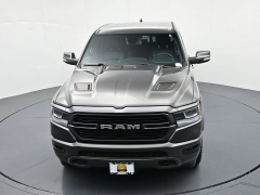 Used 2020  Ram 1500 4WD Crew Cab Laramie at Landmark Auto Credit Center near springfield&comma; IL