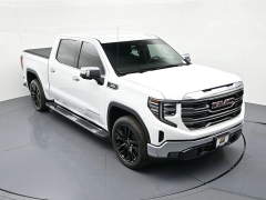 Used 2025  GMC Sierra 1500 4WD Crew Cab 147" SLT at Landmark Auto Credit Center near springfield&comma; IL