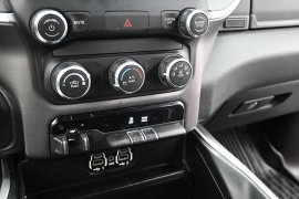 Used 2020  Ram 1500 Big Horn 4x4 Crew Cab 6'4" Box at Landmark Auto Credit Center near springfield&comma; IL