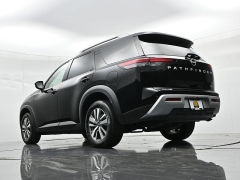 Used 2025  Nissan Pathfinder SL 2WD at Landmark Auto Credit Center near springfield&comma; IL