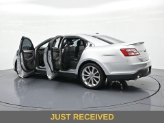 Used 2019  Ford Taurus 4d Sedan AWD Limited at Landmark Auto Credit Center near springfield&comma; IL