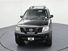 Used 2011  Nissan Frontier 4WD Crew Cab SWB Auto PRO-4X at Landmark Auto Credit Center near springfield&comma; IL