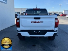 Used 2024  GMC Canyon 4WD Crew Cab AT4 at Landmark Auto Credit Center near springfield&comma; IL