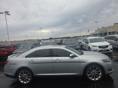 Used 2019  Ford Taurus 4d Sedan AWD Limited at Landmark Auto Credit Center near springfield&comma; IL