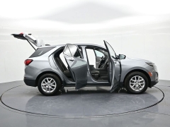 Used 2024  Chevrolet Equinox FWD 4dr LT w&sol;1LT at Landmark Auto Credit Center near springfield&comma; IL