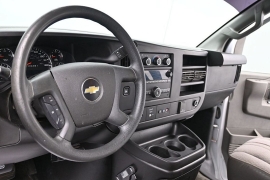 Used 2018  Chevrolet Express Wagon 3500 Wagon LT at Landmark Auto Credit Center near springfield&comma; IL