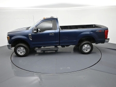 Used 2018  Ford Super Duty F-350 SRW 4WD Reg Cab 8' Box at Landmark Auto Credit Center near springfield&comma; IL