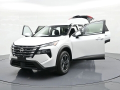 Used 2024  Nissan Rogue FWD SV at Landmark Auto Credit Center near springfield&comma; IL