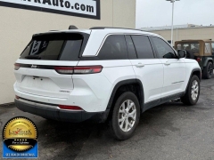 Used 2023  Jeep Grand Cherokee Limited 4x2 at Landmark Auto Credit Center near springfield&comma; IL