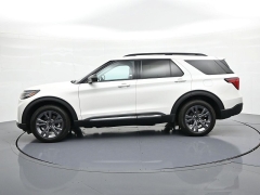 Used 2025  Ford Explorer Active 4WD at Landmark Auto Credit Center near springfield&comma; IL