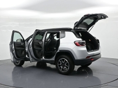 Used 2025  Jeep Compass Trailhawk 4x4 at Landmark Auto Credit Center near springfield&comma; IL