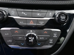 Used 2025  Chrysler Pacifica Limited FWD at Landmark Auto Credit Center near springfield&comma; IL