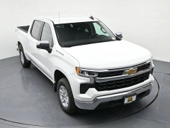 Used 2025  Chevrolet Silverado 1500 4WD Crew Cab 147" LT w&sol;1LT at Landmark Auto Credit Center near springfield&comma; IL
