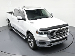 Used 2020  Ram 1500 4WD Crew Cab Laramie at Landmark Auto Credit Center near springfield&comma; IL