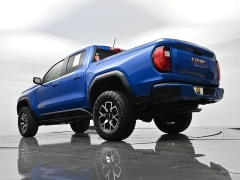 Used 2024  GMC Canyon 4WD Crew Cab AT4X at Landmark Auto Credit Center near springfield&comma; IL