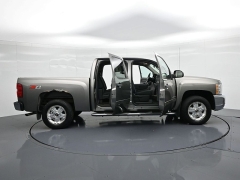 Used 2012  Chevrolet Silverado 1500 4WD Crew Cab LT at Landmark Auto Credit Center near springfield&comma; IL