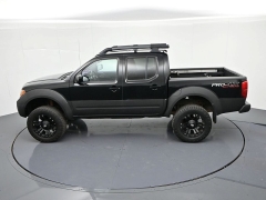 Used 2011  Nissan Frontier 4WD Crew Cab SWB Auto PRO-4X at Landmark Auto Credit Center near springfield&comma; IL