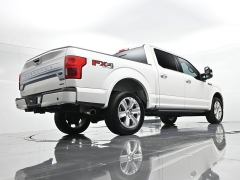 Used 2019  Ford F-150 4WD SuperCrew Platinum 5 1&sol;2 at Landmark Auto Credit Center near springfield&comma; IL