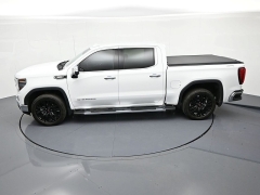 Used 2025  GMC Sierra 1500 4WD Crew Cab 147" SLT at Landmark Auto Credit Center near springfield&comma; IL
